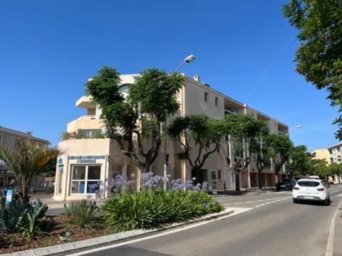 T2! 3 Ou 4 Personnes Centre Neuf Avec Garage Apartment Sanary-sur-Mer