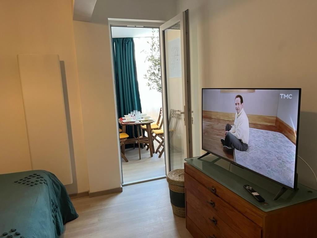 Apartment T2! 3 Ou 4 Personnes Centre Neuf Avec Garage Sanary-sur-Mer