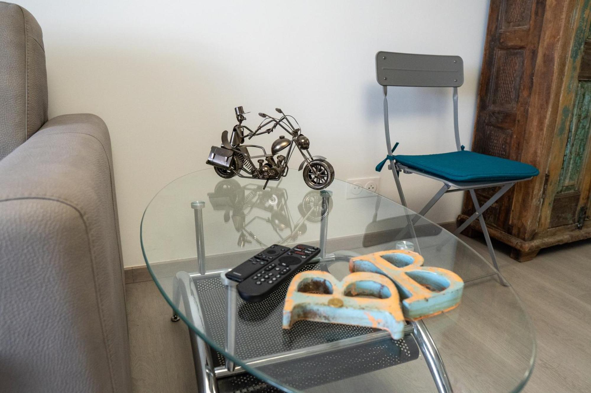 T2! 3 Ou 4 Personnes Centre Neuf Avec Garage Apartment